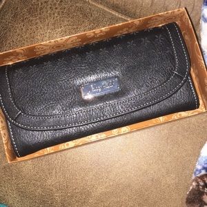 Grace Adele wallet